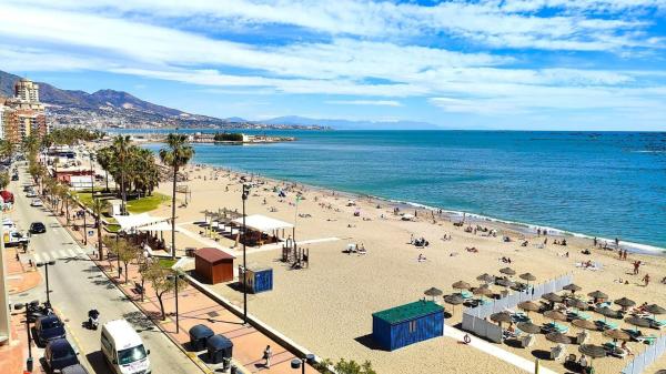 Sprzedaż mieszkania w Piso en Paseo Marítimo Rey de España, Zona Puerto Deportivo, Fuengirola, Fuengirola
 photo 2