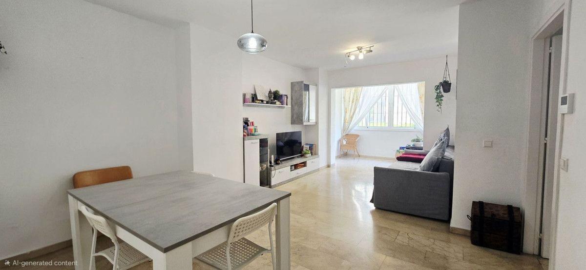 Venta de piso en Piso en Avenida Miramar, Zona Sohail, Fuengirola, Fuengirola
photo 2