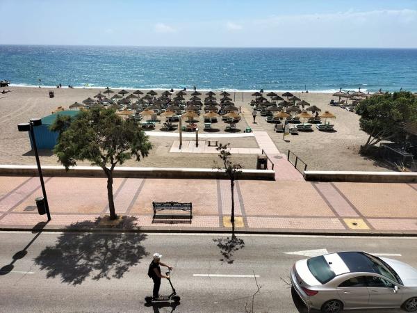 Venta de piso en Piso en Paseo Marítimo Rey de España, 9, Zona Puerto Deportivo, Fuengirola, Fuengirola
thumbnail 2