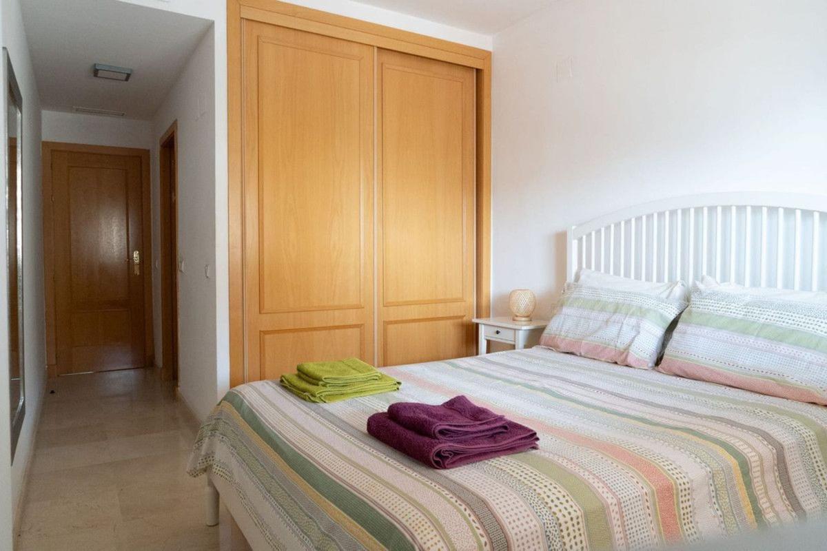 Продажа квартиры на Piso en Avenida Fuengirola, El Higuerón, Fuengirola, Фуэнхирола
photo 4