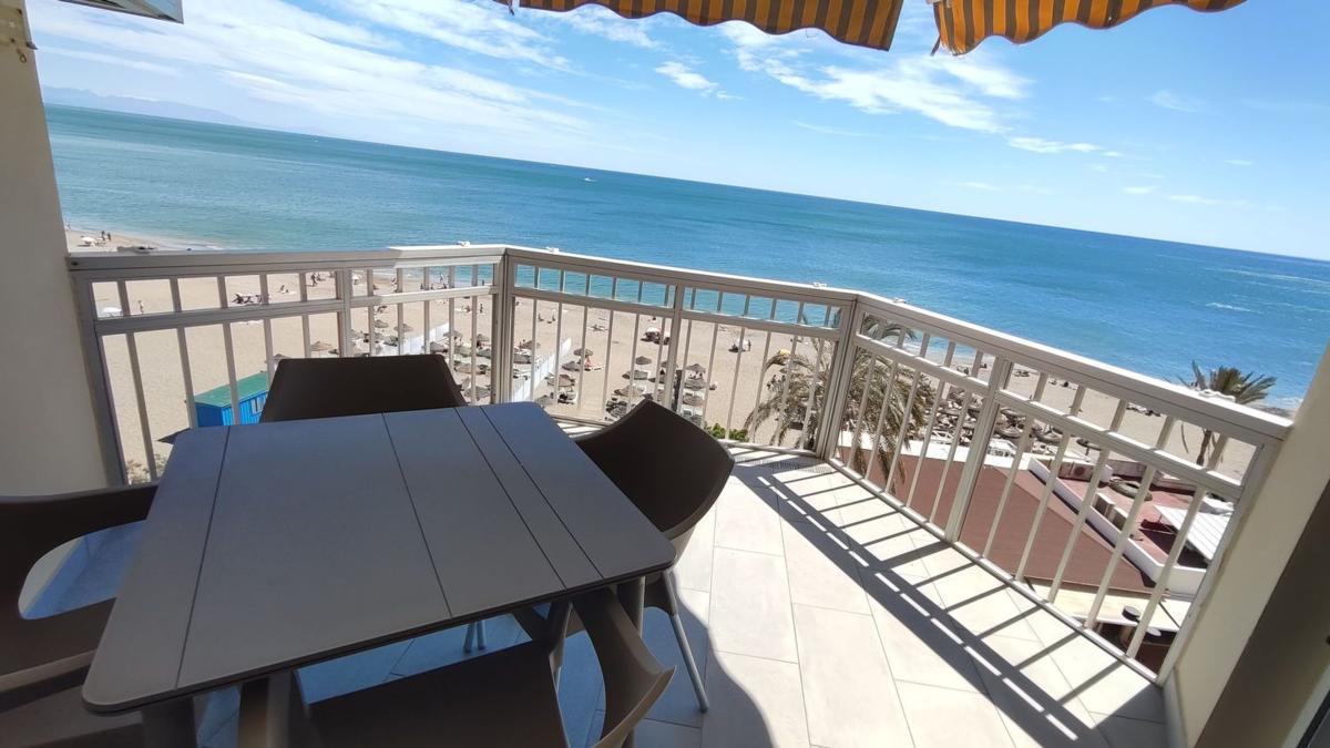 Sprzedaż mieszkania w Piso en Paseo Marítimo Rey de España, 5, Zona Sohail, Fuengirola, Fuengirola
photo 1