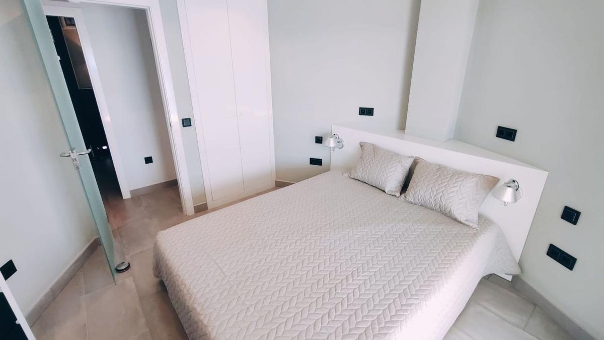 Venta de piso en Piso en Paseo Marítimo Rey de España, Playa de los Boliches, Fuengirola, Fuengirola
photo 5