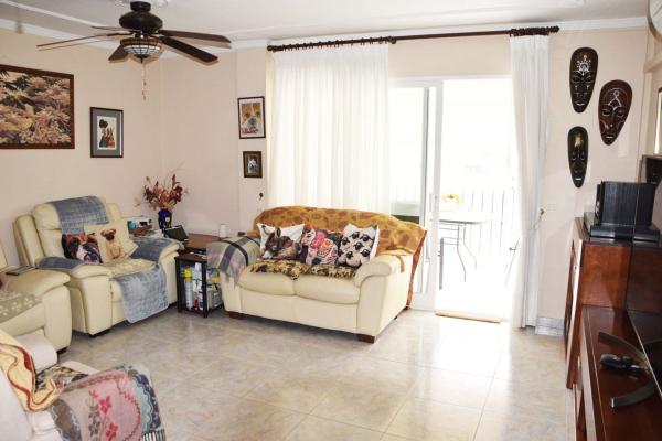 Venta de piso en Piso en Calle Teresa Zabell, Zona Puerto Deportivo, Fuengirola, Fuengirola
 photo 2