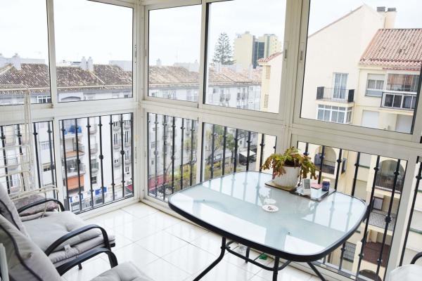 Venta de piso en Piso en Calle Teresa Zabell, Zona Puerto Deportivo, Fuengirola, Fuengirola
 photo 3