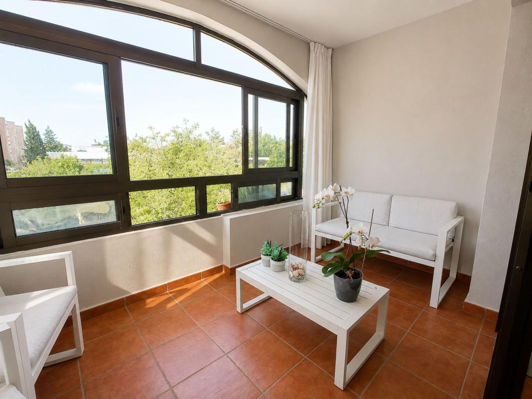Sale of apartment in Piso en Calle Feria de Abril, Centro Ciudad, Fuengirola, Fuengirola
photo 2