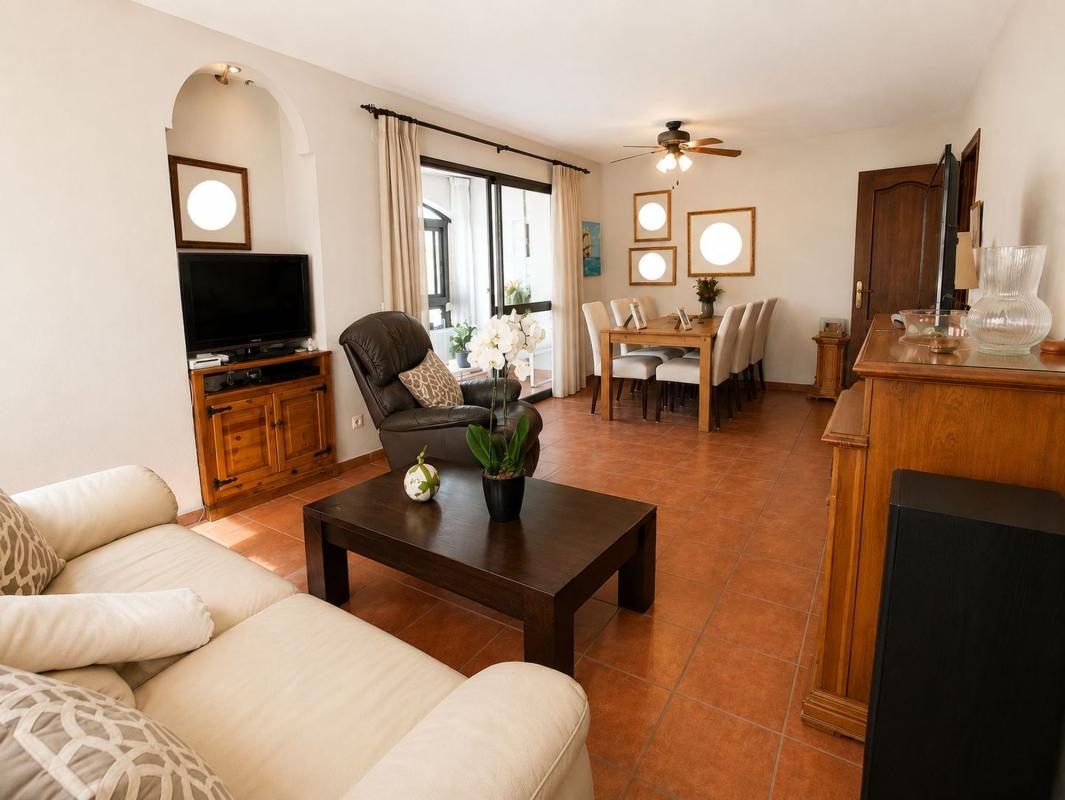 Sale of apartment in Piso en Calle Feria de Abril, Centro Ciudad, Fuengirola, Fuengirola
photo 5
