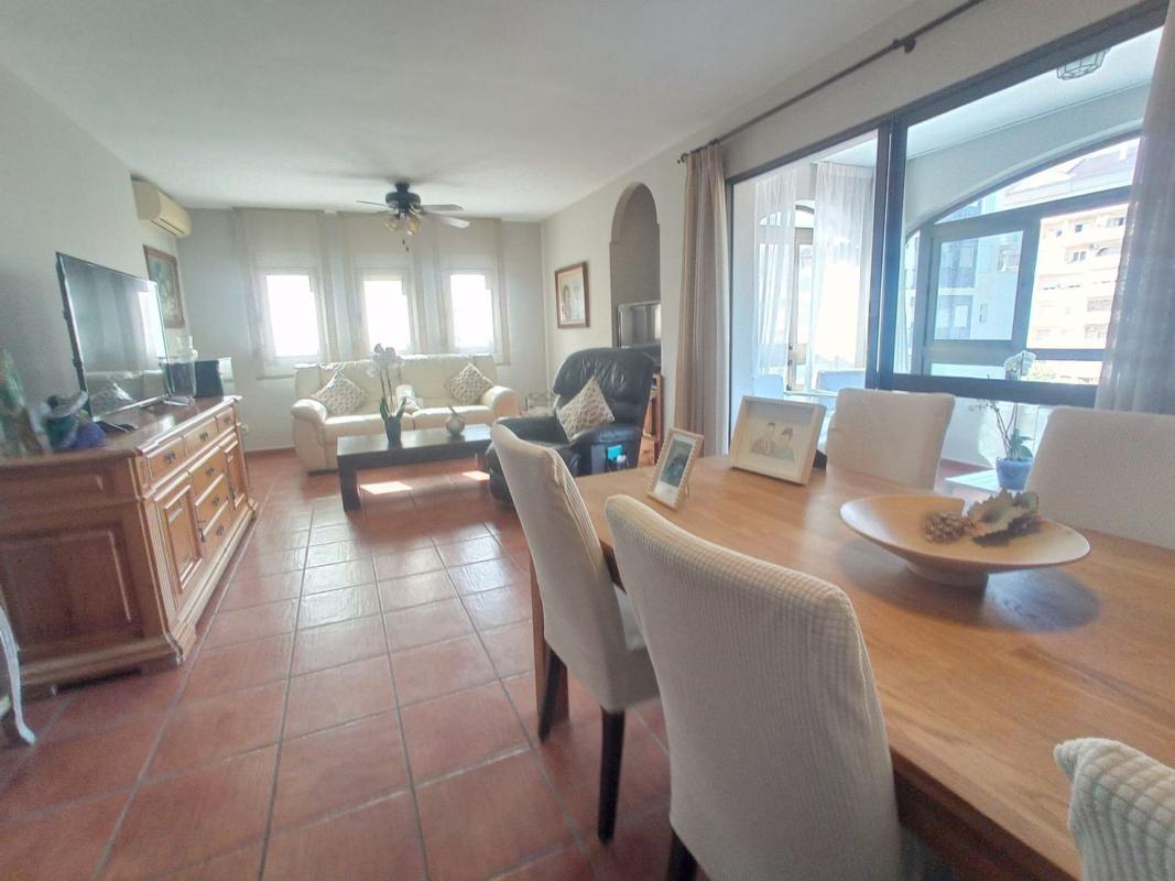 Продажа квартиры на Piso en Calle Feria de Abril, 1, Centro Ciudad, Fuengirola, Фуэнхирола
photo 3