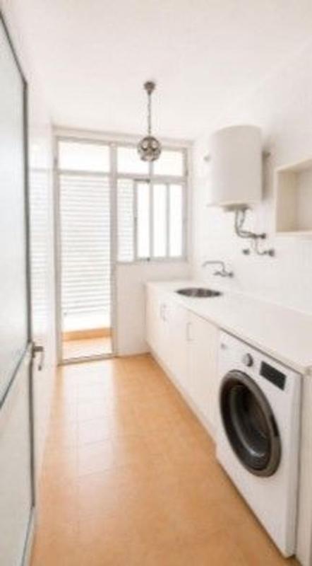 Venta de piso en Piso en Avenida Santa Amalia, 26, Zona Sohail, Fuengirola, Fuengirola
 photo 4