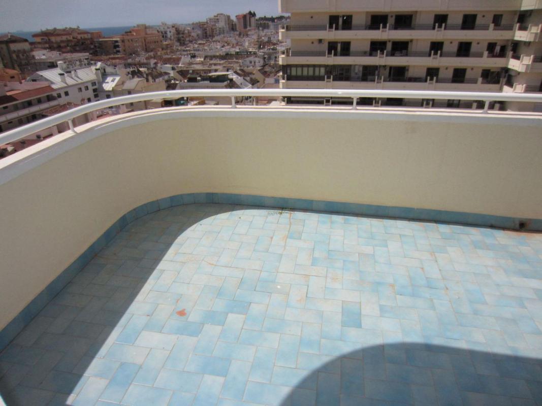 Sale of apartment in Piso en Calle Jacinto Benavente, Zona Puerto Deportivo, Fuengirola, Fuengirola
photo 5
