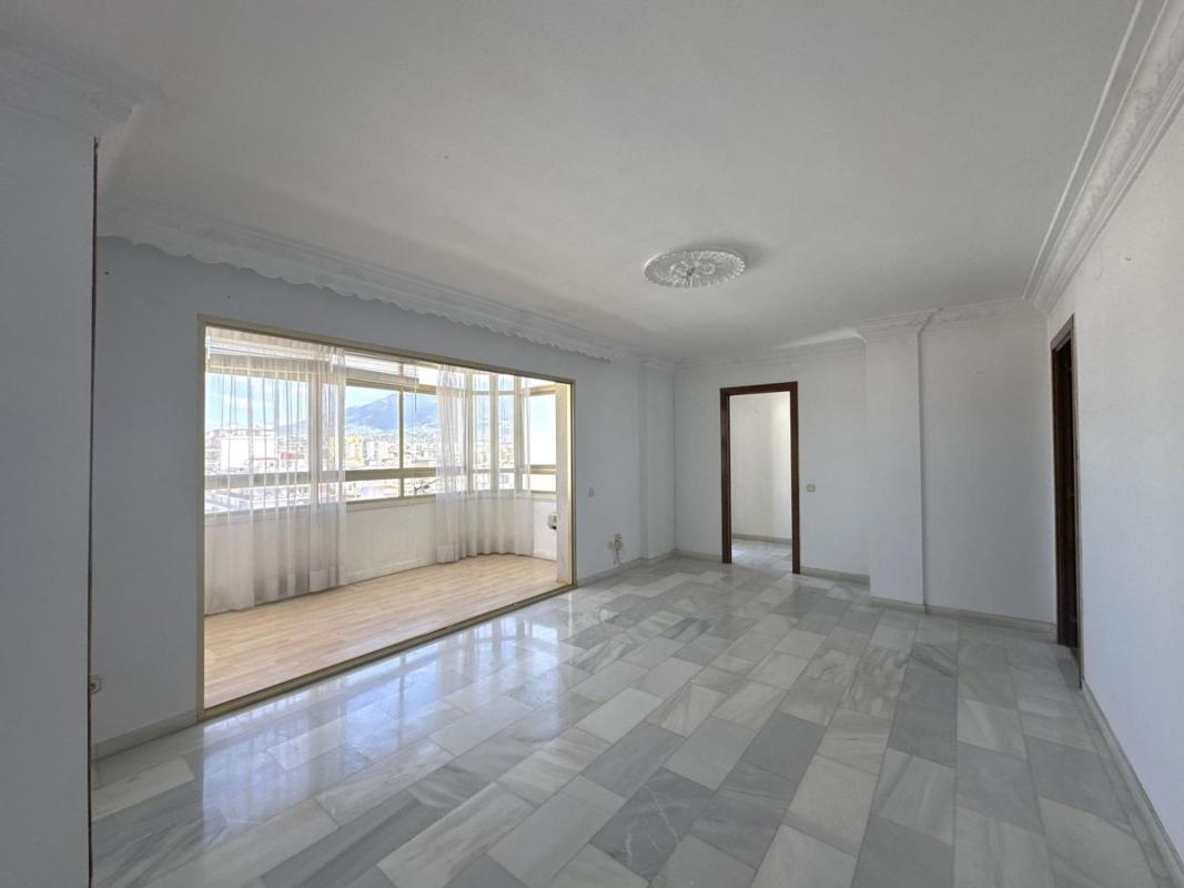 Sprzedaż mieszkania w Piso en Zona Puerto Deportivo, Fuengirola, Fuengirola
 photo 2