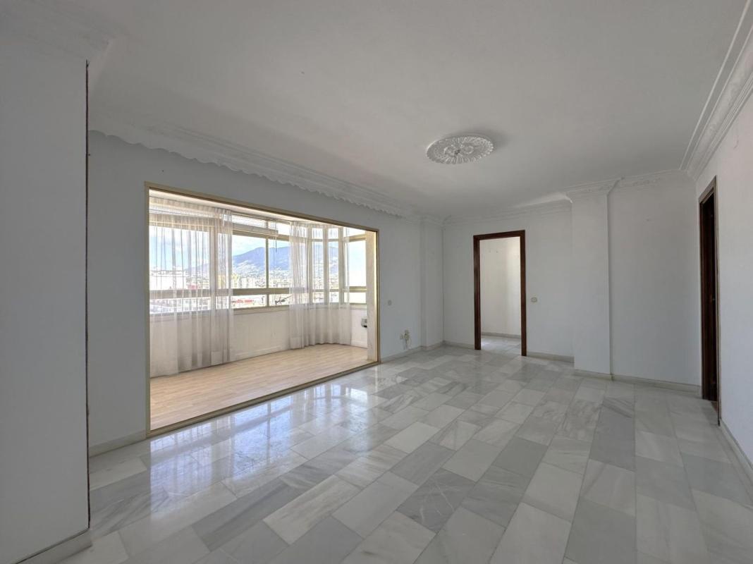 Sprzedaż mieszkania w Piso en Zona Puerto Deportivo, Fuengirola, Fuengirola
 photo 5