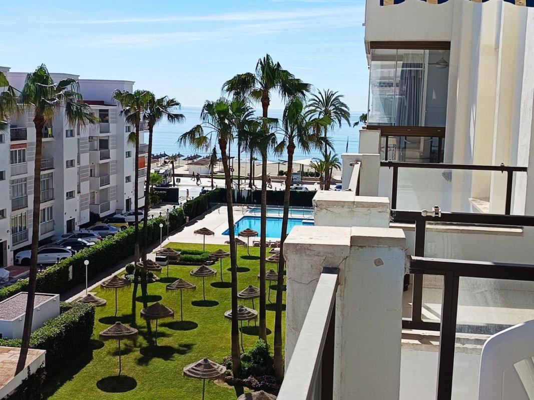 Venta de piso en Piso en Avenida Fuengirola, 2, Las Gaviotas, Fuengirola, Fuengirola
photo 1