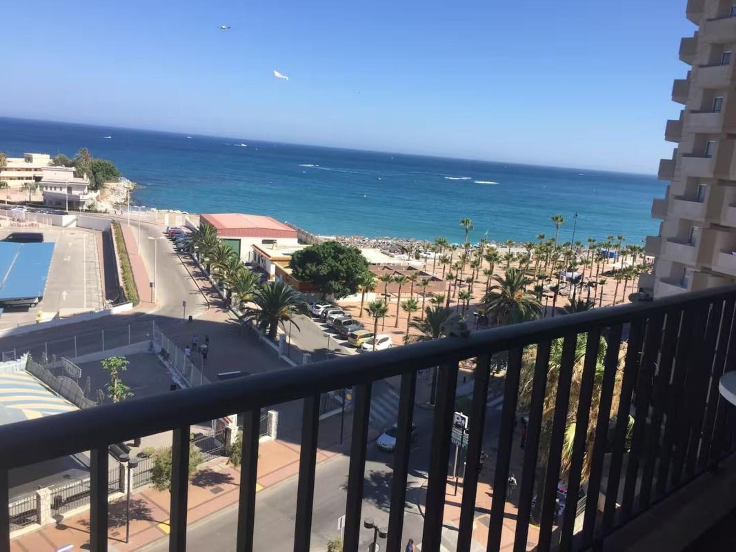 Sprzedaż mieszkania w Piso en Paseo Marítimo Rey de España, Zona Puerto Deportivo, Fuengirola, Fuengirola
photo 1