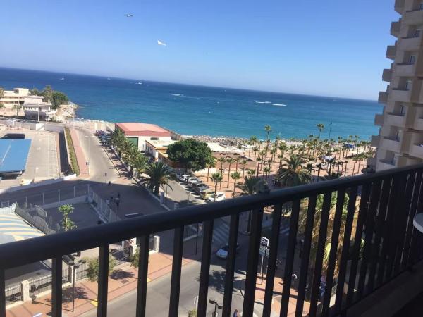 Venta de piso en Piso en Paseo Marítimo Rey de España, Zona Puerto Deportivo, Fuengirola, Fuengirola
 photo 1