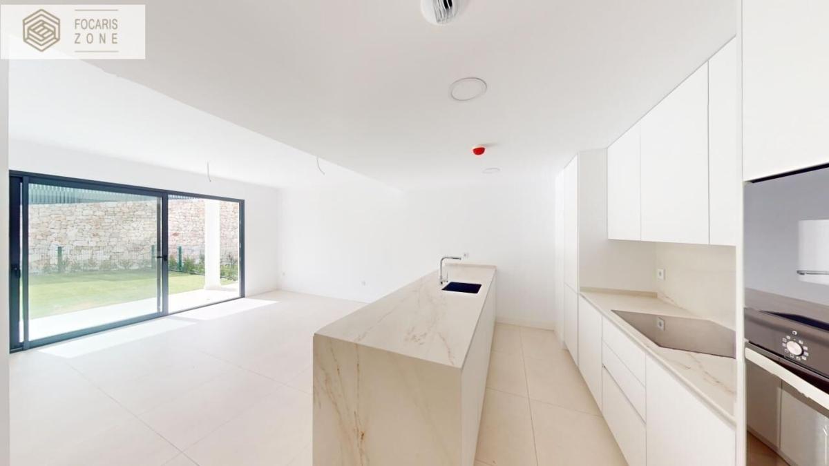 Venta de piso en Piso en Avenida Fuengirola, El Higuerón, Fuengirola, Fuengirola
 photo 2