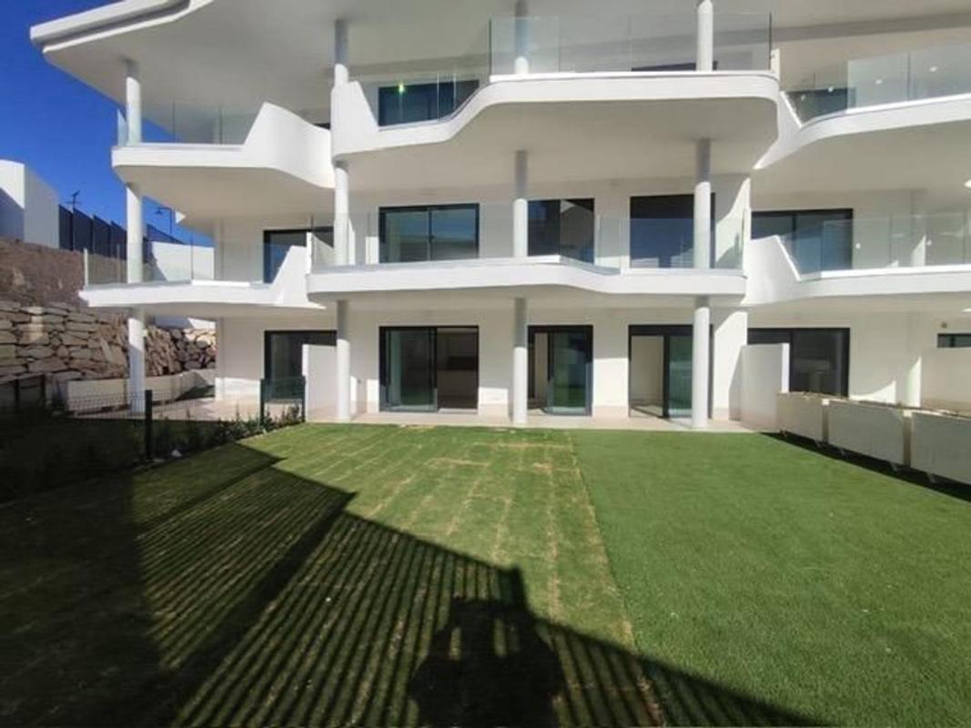 Venta de piso en Piso en Calle Alicia, El Higuerón, Fuengirola, Fuengirola
photo 2