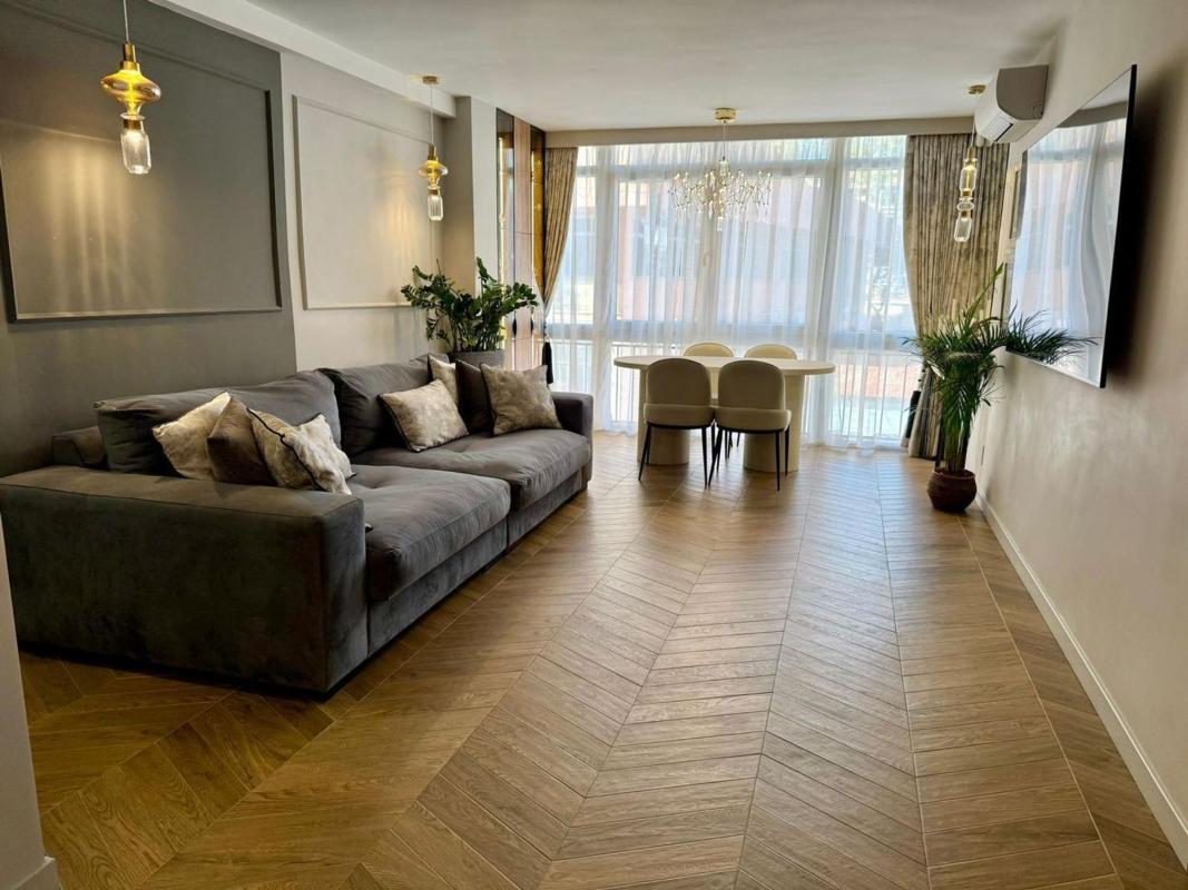 Продажа квартиры на Piso en Avenida Ramón y Cajal, Zona Puerto Deportivo, Fuengirola, Фуэнхирола
photo 3