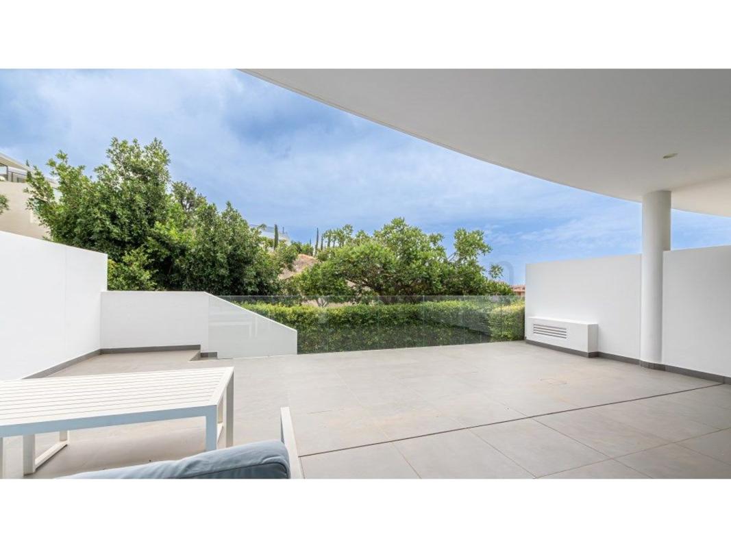 Venta de piso en Piso en Avenida 8 de Marzo, 8, El Higuerón, Fuengirola, Fuengirola
photo 4