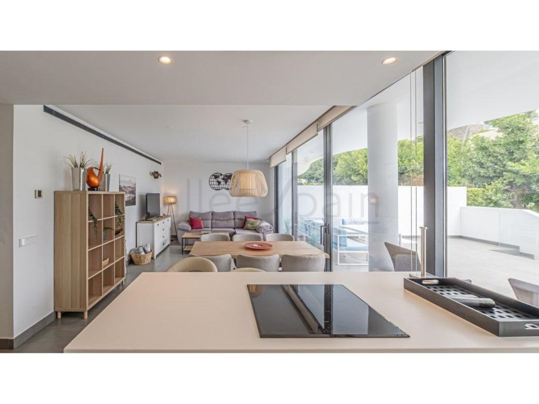 Venta de piso en Piso en Avenida 8 de Marzo, 8, El Higuerón, Fuengirola, Fuengirola
photo 5