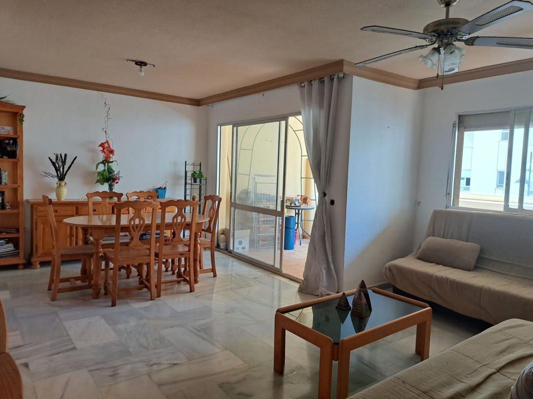 Venta de piso en Piso en Calle Jábega, Zona Sohail, Fuengirola, Fuengirola
photo 1