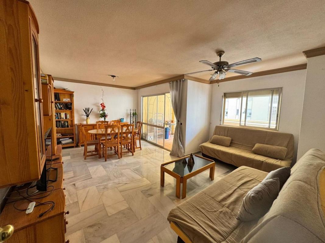 Venta de piso en Piso en Calle Jábega, Zona Sohail, Fuengirola, Fuengirola
photo 3