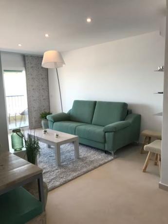 Venta de piso en Piso en Paseo Marítimo Rey de España, 66, Playa de los Boliches, Fuengirola, Fuengirola
thumbnail 2