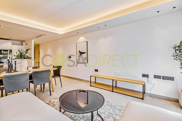 Venta de piso en Piso en Avenida Condes de San Isidro, Zona Puerto Deportivo, Fuengirola, Fuengirola
thumbnail 2