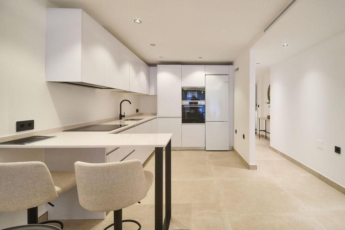 Venta de piso en Piso en Zona Puerto Deportivo, Fuengirola, Fuengirola
photo 2