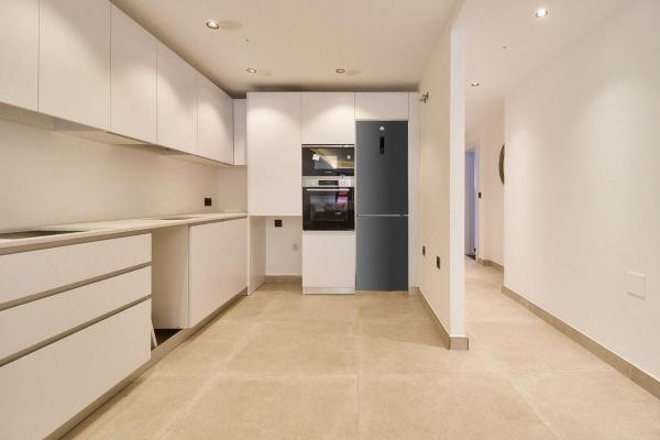 Venta de piso en Piso en Zona Puerto Deportivo, Fuengirola, Fuengirola
 photo 4