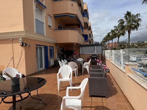 Venta de piso en Piso en Calle María Barranco, Zona Puerto Deportivo, Fuengirola, Fuengirola
thumbnail 1