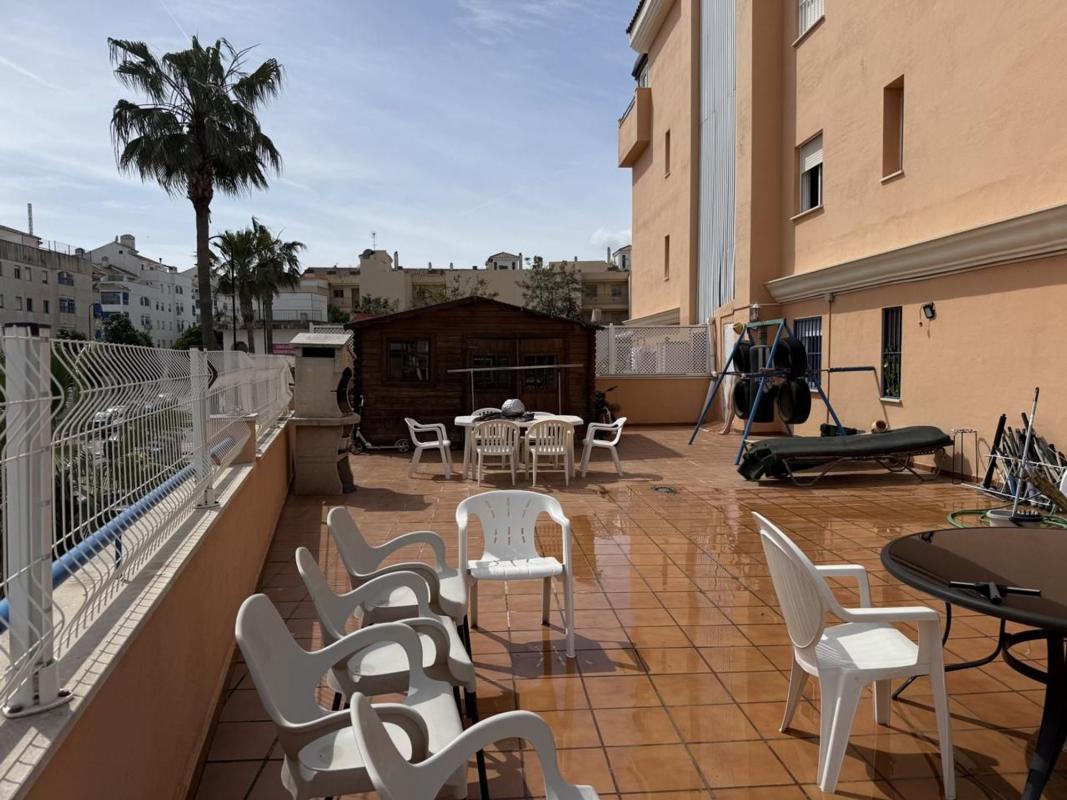 Sprzedaż mieszkania w Piso en Calle María Barranco, Zona Puerto Deportivo, Fuengirola, Fuengirola
photo 3