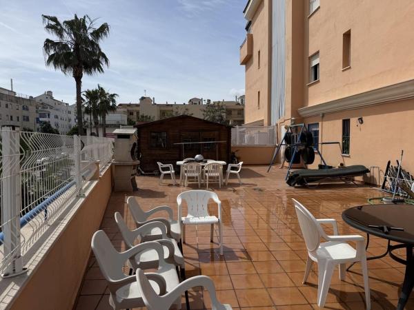 Venta de piso en Piso en Calle María Barranco, Zona Puerto Deportivo, Fuengirola, Fuengirola
thumbnail 2