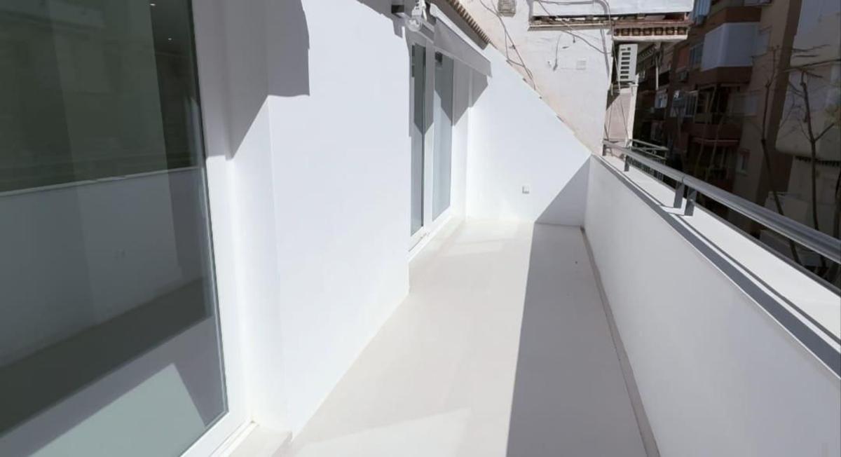 Penthouse sale in Ático en Playa de los Boliches, Fuengirola, Fuengirola photo 2
