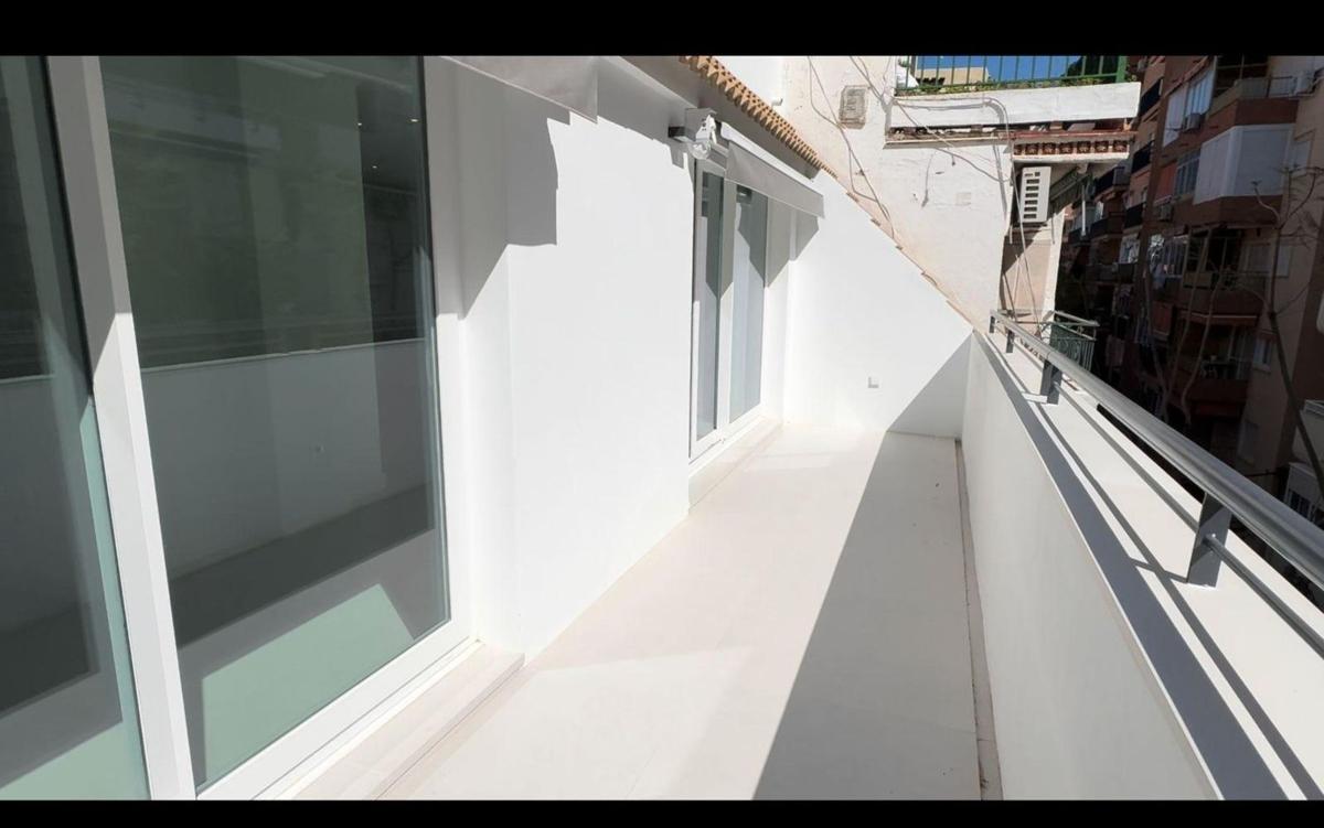 Продажа пентхауса на Ático en Playa de los Boliches, Fuengirola, Фуэнхирола photo 2