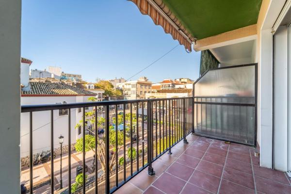 Venta de piso en Piso en Plaza de la Constitución, 16, Zona Puerto Deportivo, Fuengirola, Fuengirola
thumbnail 1