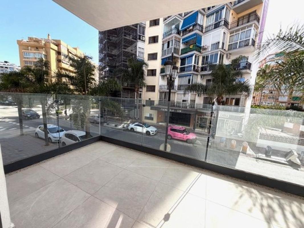Venta de piso en Piso en Zona Puerto Deportivo, Fuengirola, Fuengirola
photo 1