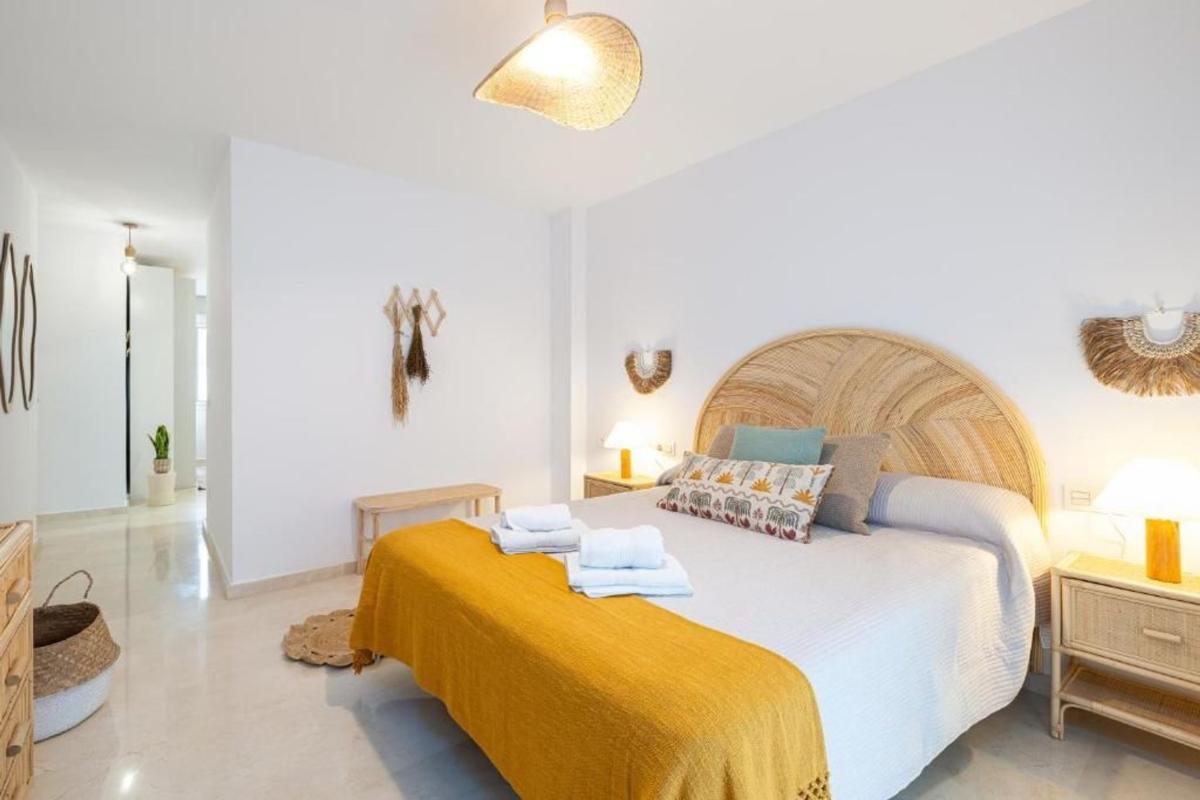 Venta de piso en Piso en Calle Málaga, Zona Sohail, Fuengirola, Fuengirola
photo 4