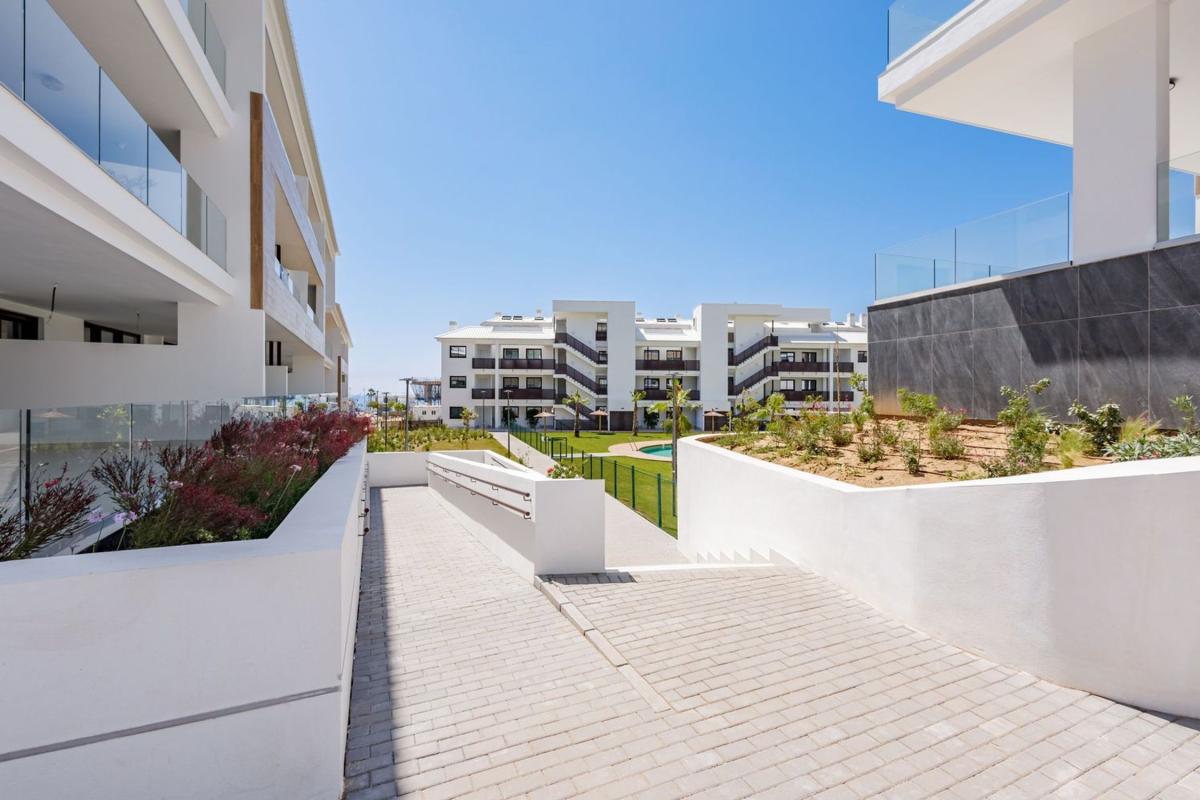 Sprzedaż mieszkania w Piso en Calle Paula, El Higuerón, Fuengirola, Fuengirola
photo 2