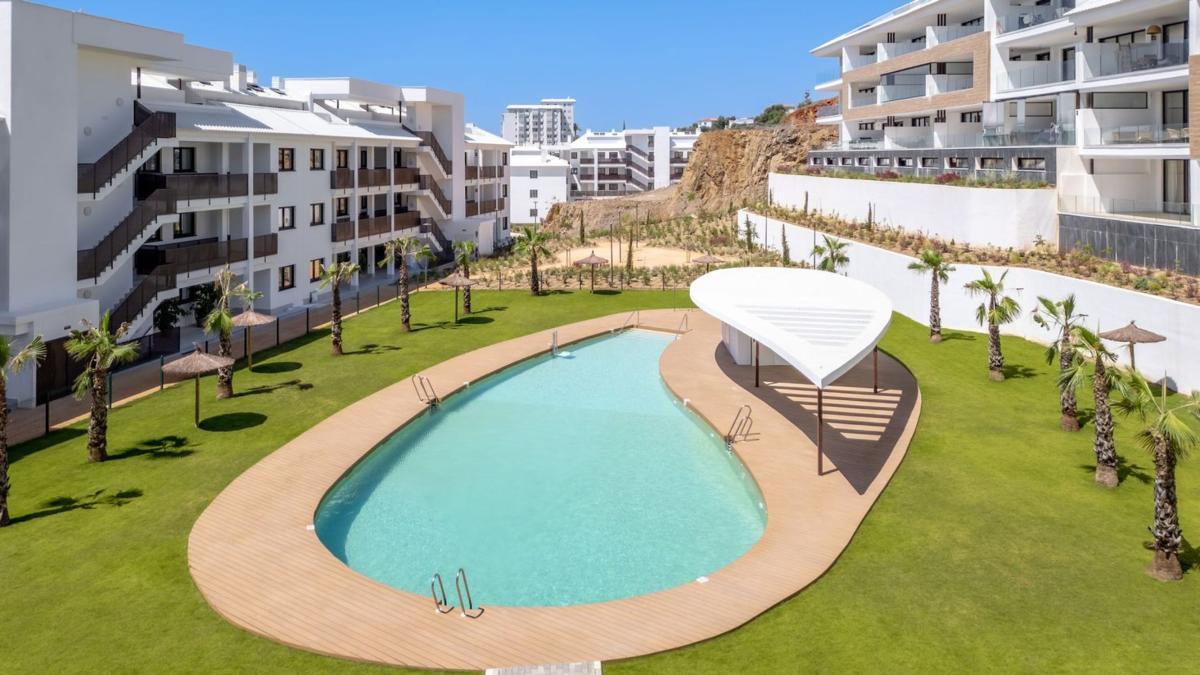 Venta de piso en Piso en Calle Paula, El Higuerón, Fuengirola, Fuengirola
photo 1