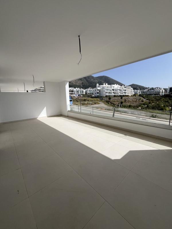Venta de piso en Piso en Calle Paula, El Higuerón, Fuengirola, Fuengirola
 photo 2