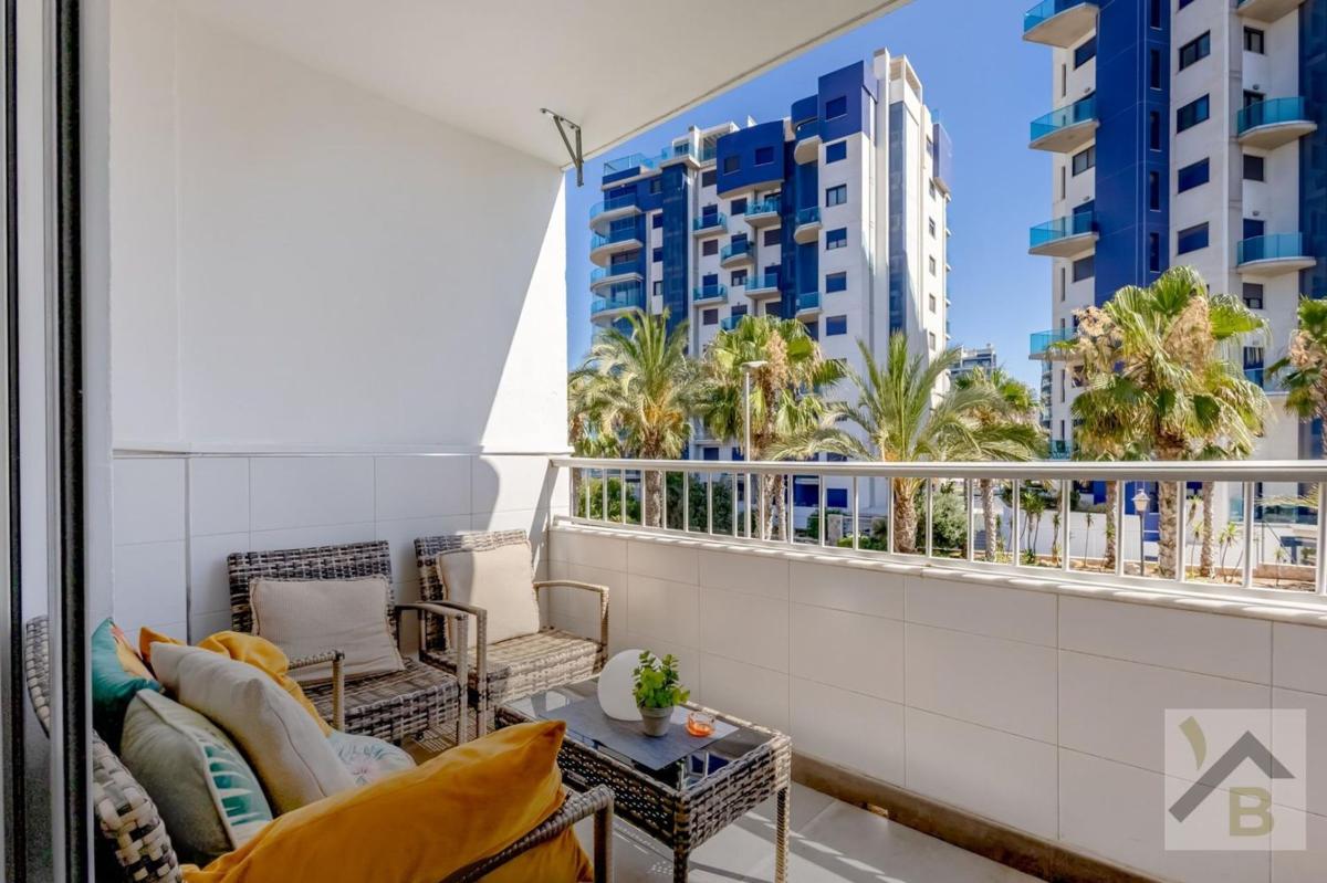 Venta de piso en Piso en Punta Prima, Torrevieja, Torrevieja
photo 2