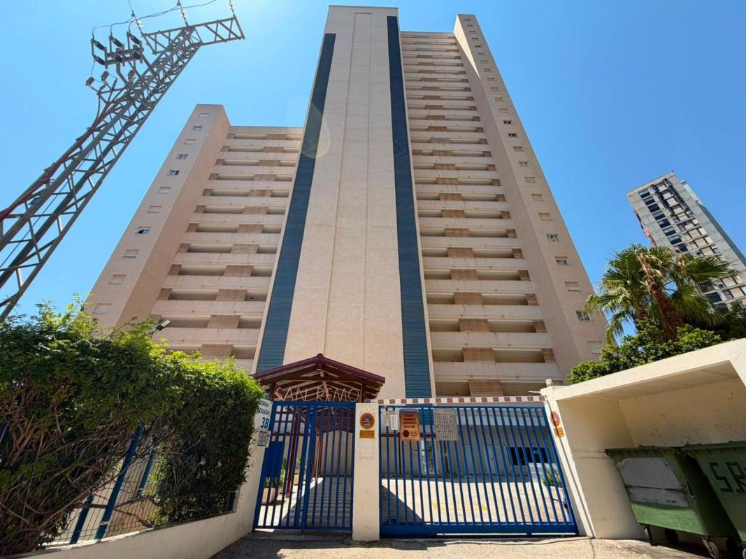 Sale of apartment in Piso en Calle Sierra Dorada, 3 b, Zona Sierra Helada, Benidorm, Benidorm
photo 4