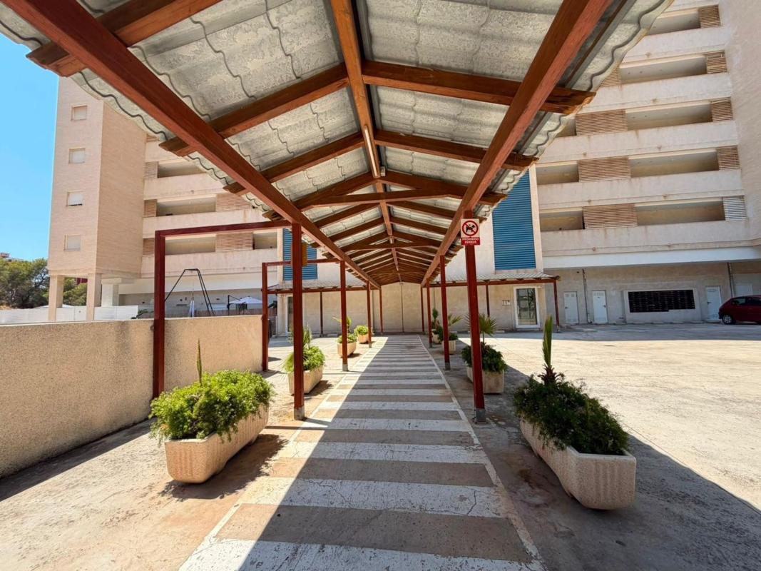 Sale of apartment in Piso en Calle Sierra Dorada, 3 b, Zona Sierra Helada, Benidorm, Benidorm
photo 5