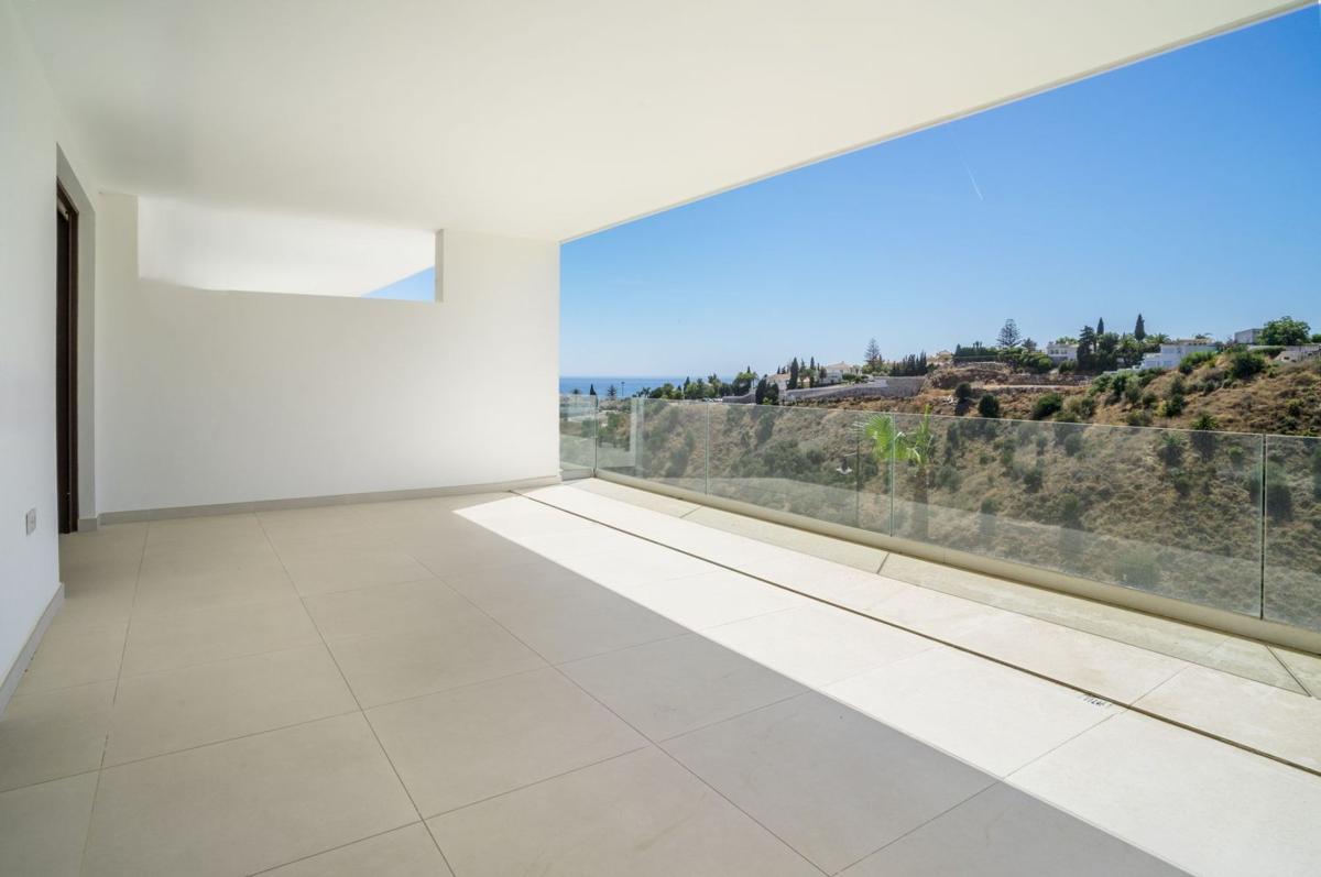 Продажа квартиры на Piso en Avenida Fuengirola, El Higuerón, Fuengirola, Фуэнхирола
photo 1