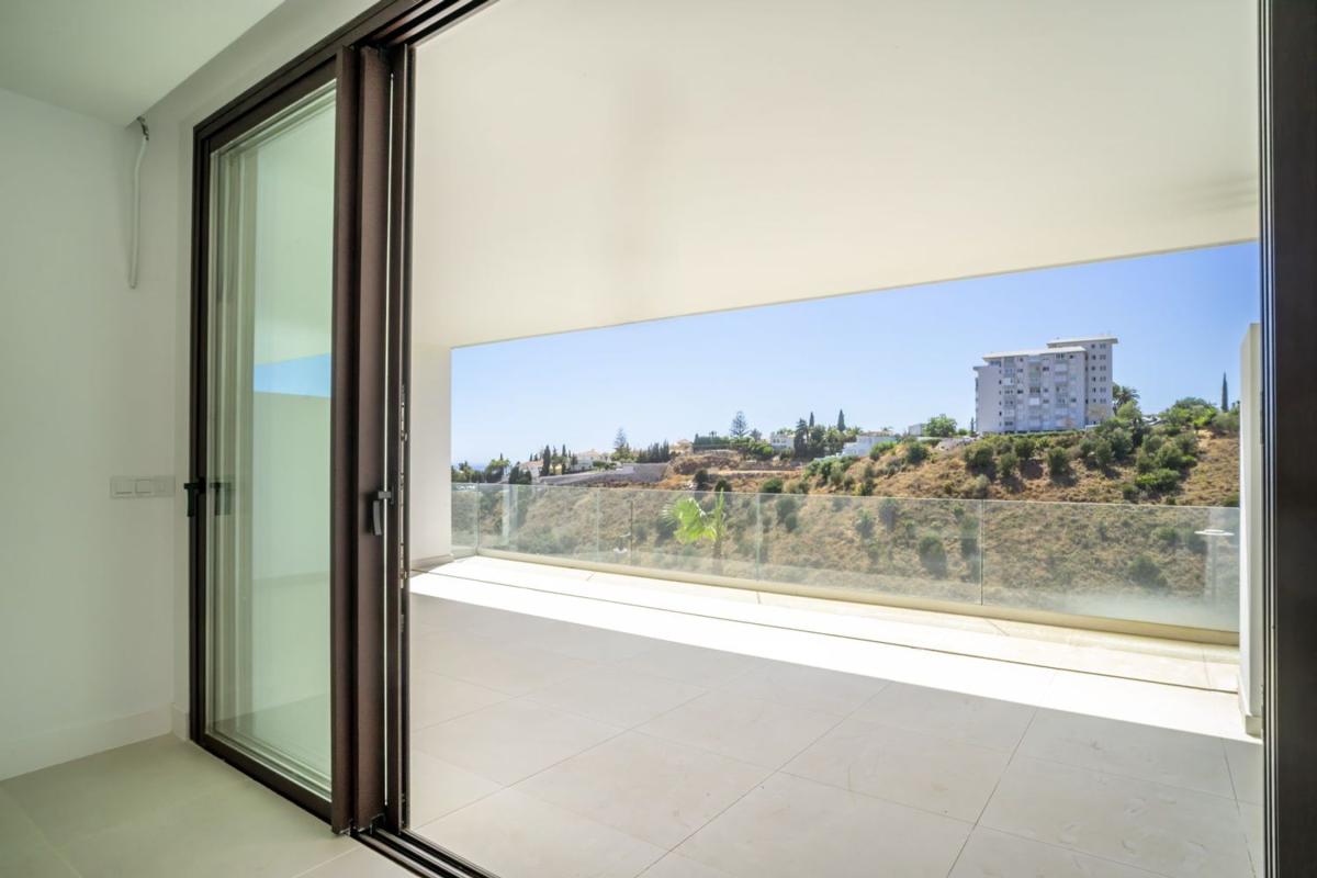 Продажа квартиры на Piso en Avenida Fuengirola, El Higuerón, Fuengirola, Фуэнхирола
photo 5