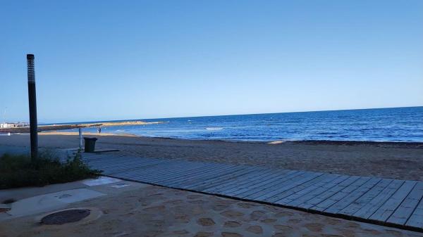 Venta de piso en Piso en Gaspar Perrelló, Torrevieja, Torrevieja
 photo 2