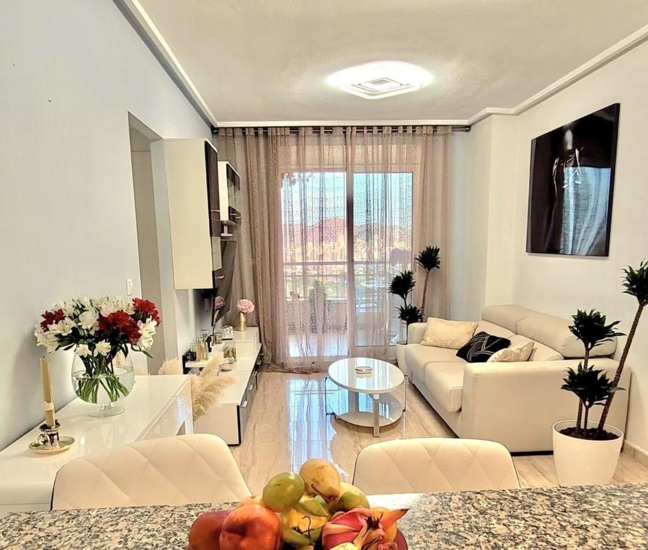 Venta de piso en Piso en Pueblo Poniente, Benidorm, Benidorm
photo 1