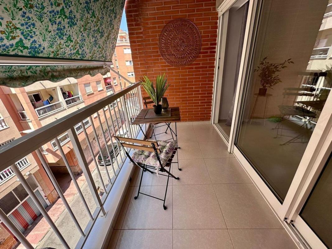 Venta de piso en Piso en Avenida Habaneras - Curva de Palangre, Torrevieja, Torrevieja
photo 4