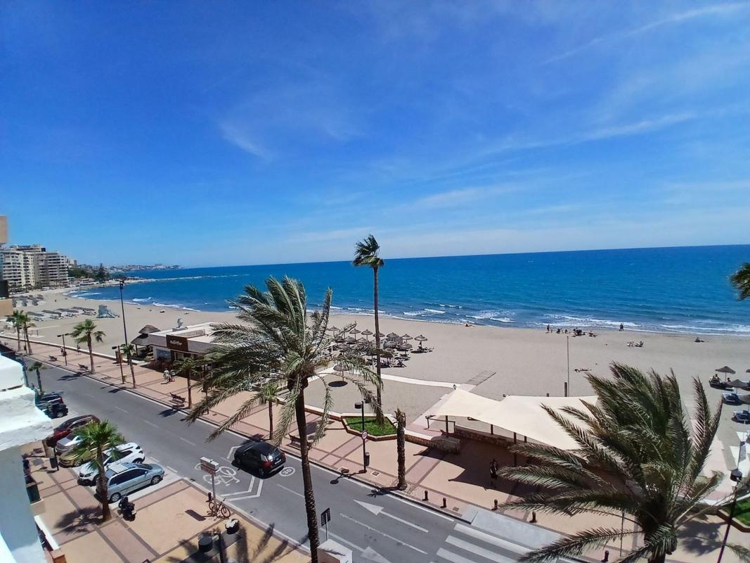 Venta de piso en Piso en Paseo Marítimo Rey de España, Las Gaviotas, Fuengirola, Fuengirola
photo 3