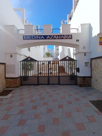 Chalet adosado en Calle Eugenia de Montijo, Torreblanca del Sol, Fuengirola photo 1